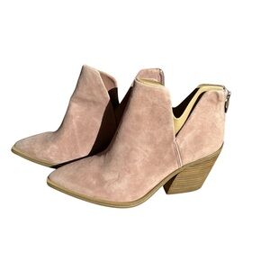 Vince Camuto NWOT Ankle Boots Leather Suede Light Pink Size 8.5 / 39